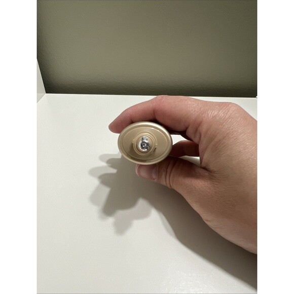 bareMinerals Complexion Rescue Tinted Hydrating Gel Cream Buttercream 03 1.18 oz - Picture 3 of 3